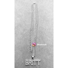 Load image into Gallery viewer, Icing Necklace
